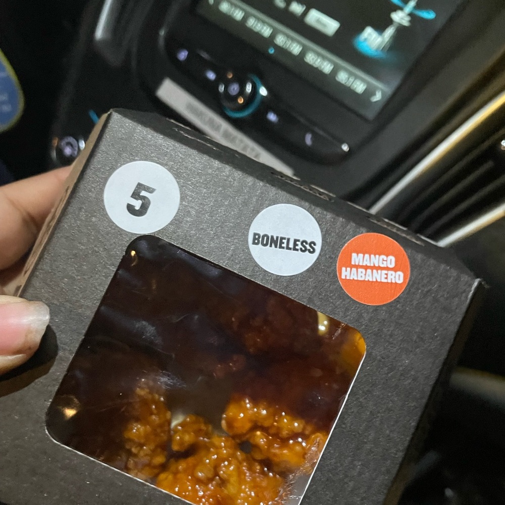 Meet your Posher, Jaquana